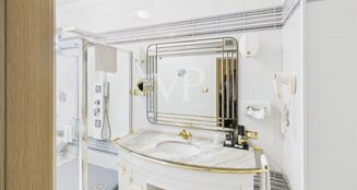 von_poll_real_estate_property_IT252942306_image_59