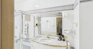 von_poll_real_estate_property_IT252942306_image_59