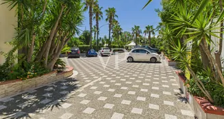 von_poll_real_estate_property_IT252942306_image_78