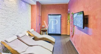 von_poll_real_estate_property_IT252942306_image_15