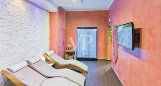 von_poll_real_estate_property_IT252942306_image_15