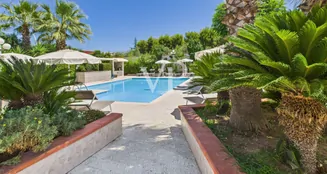 von_poll_real_estate_property_IT252942306_image_96