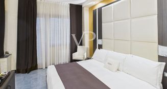 von_poll_real_estate_property_IT252942306_image_41