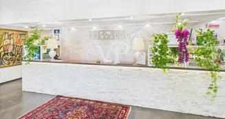 von_poll_real_estate_property_IT252942306_image_86