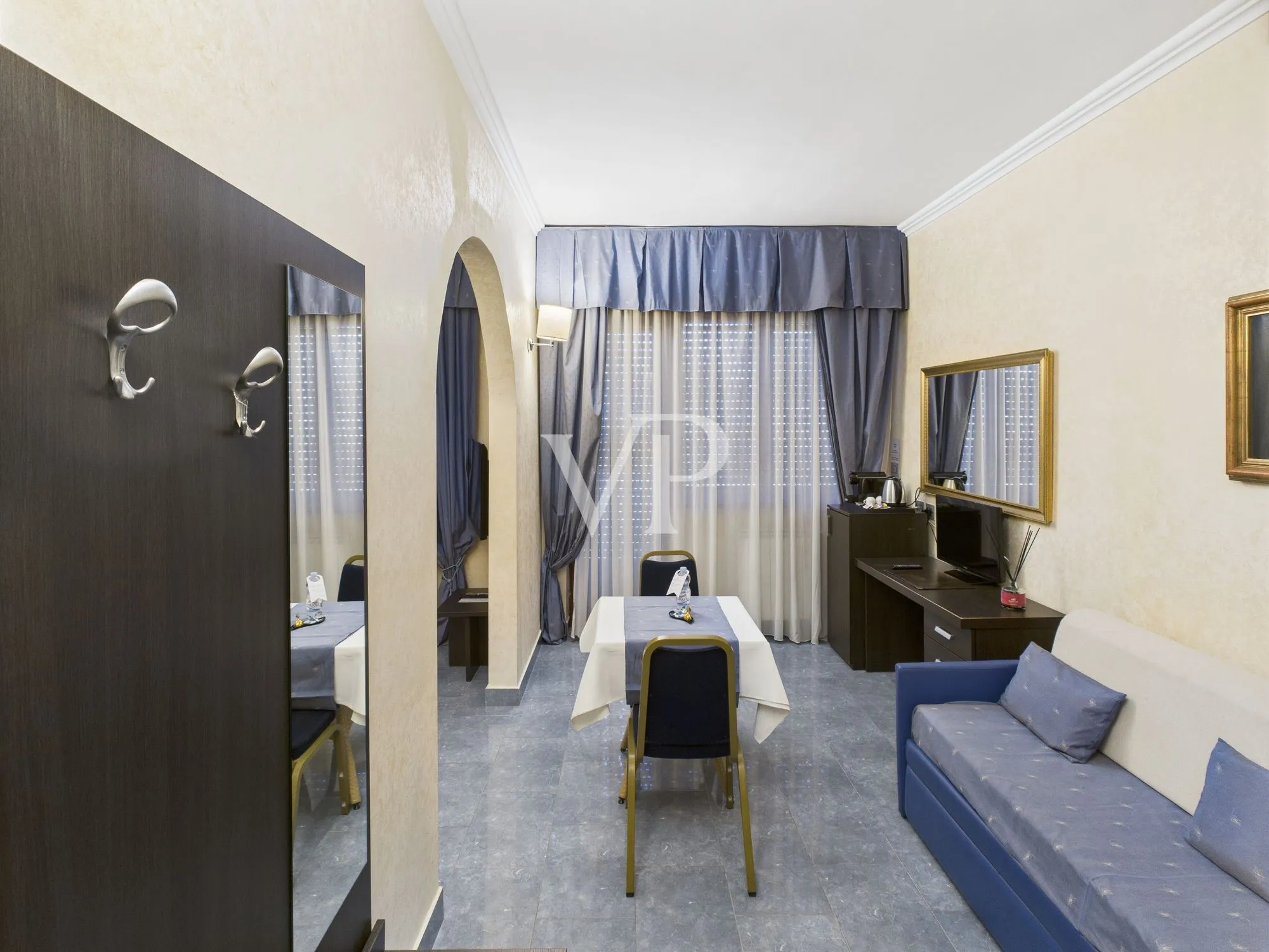 Hotel Villa 400 meters from the sea