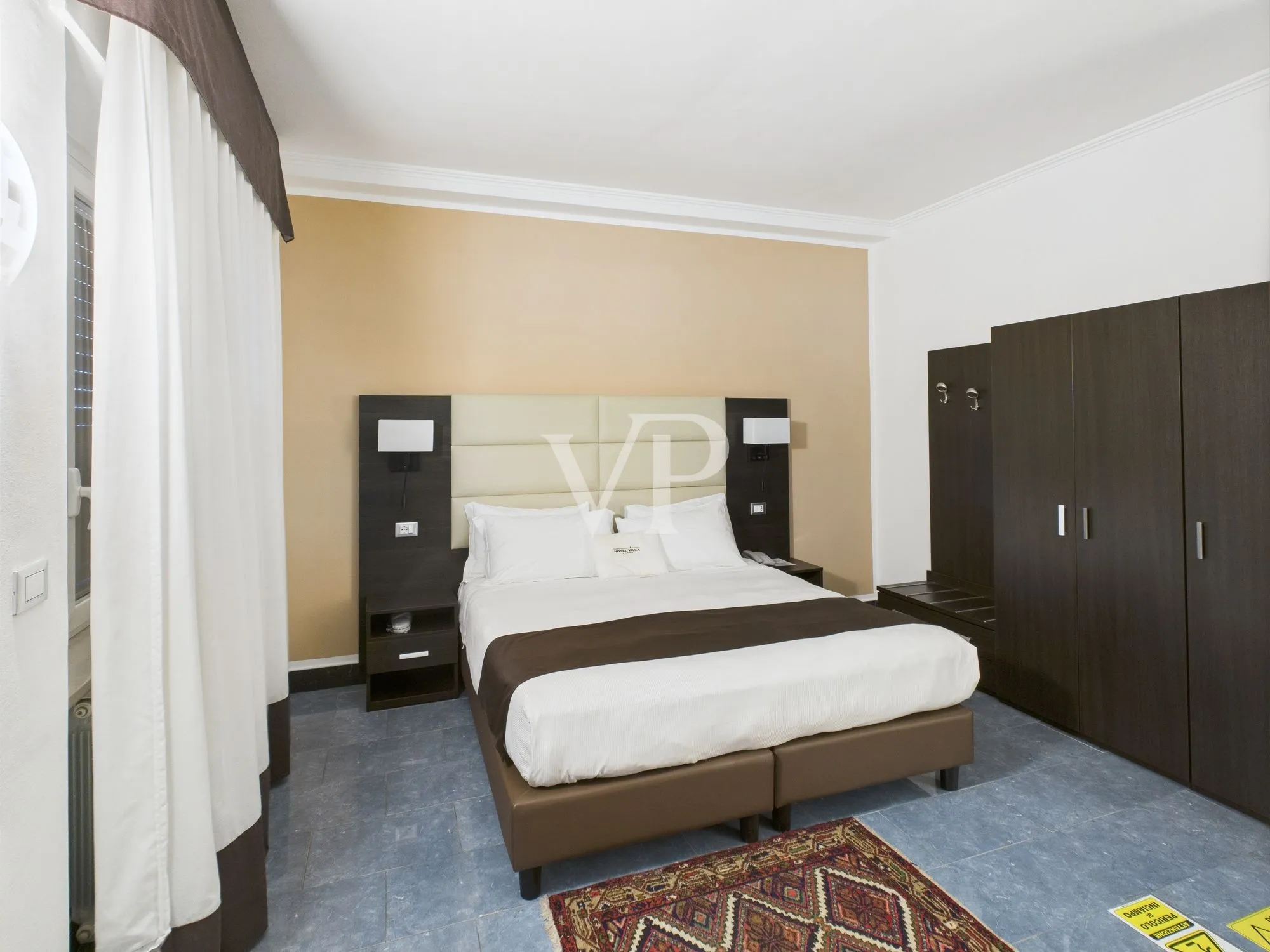 Hotel Villa 400 meters from the sea