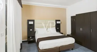 von_poll_real_estate_property_IT252942306_image_27