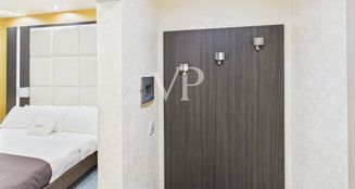von_poll_real_estate_property_IT252942306_image_40