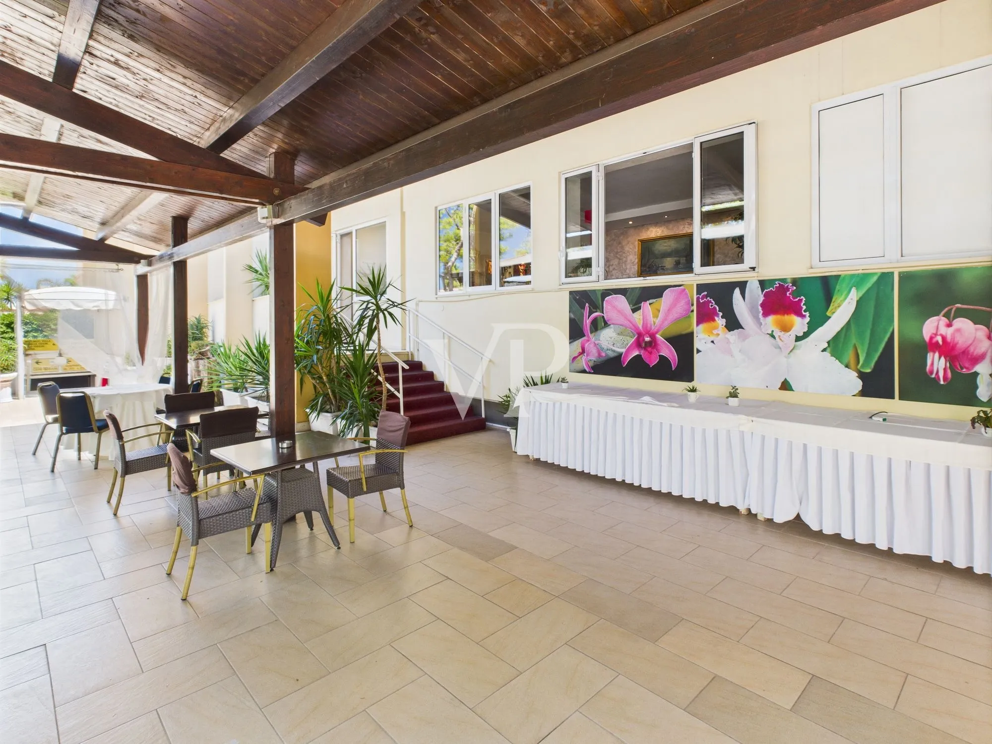 Hotel Villa 400 meters from the sea