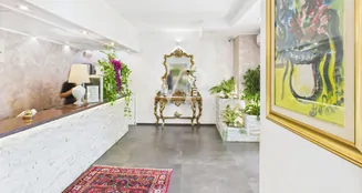 von_poll_real_estate_property_IT252942306_image_85