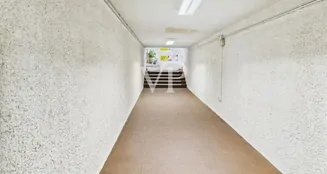 von_poll_real_estate_property_IT252942306_image_67