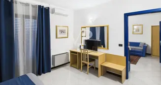 von_poll_real_estate_property_IT252942306_image_112