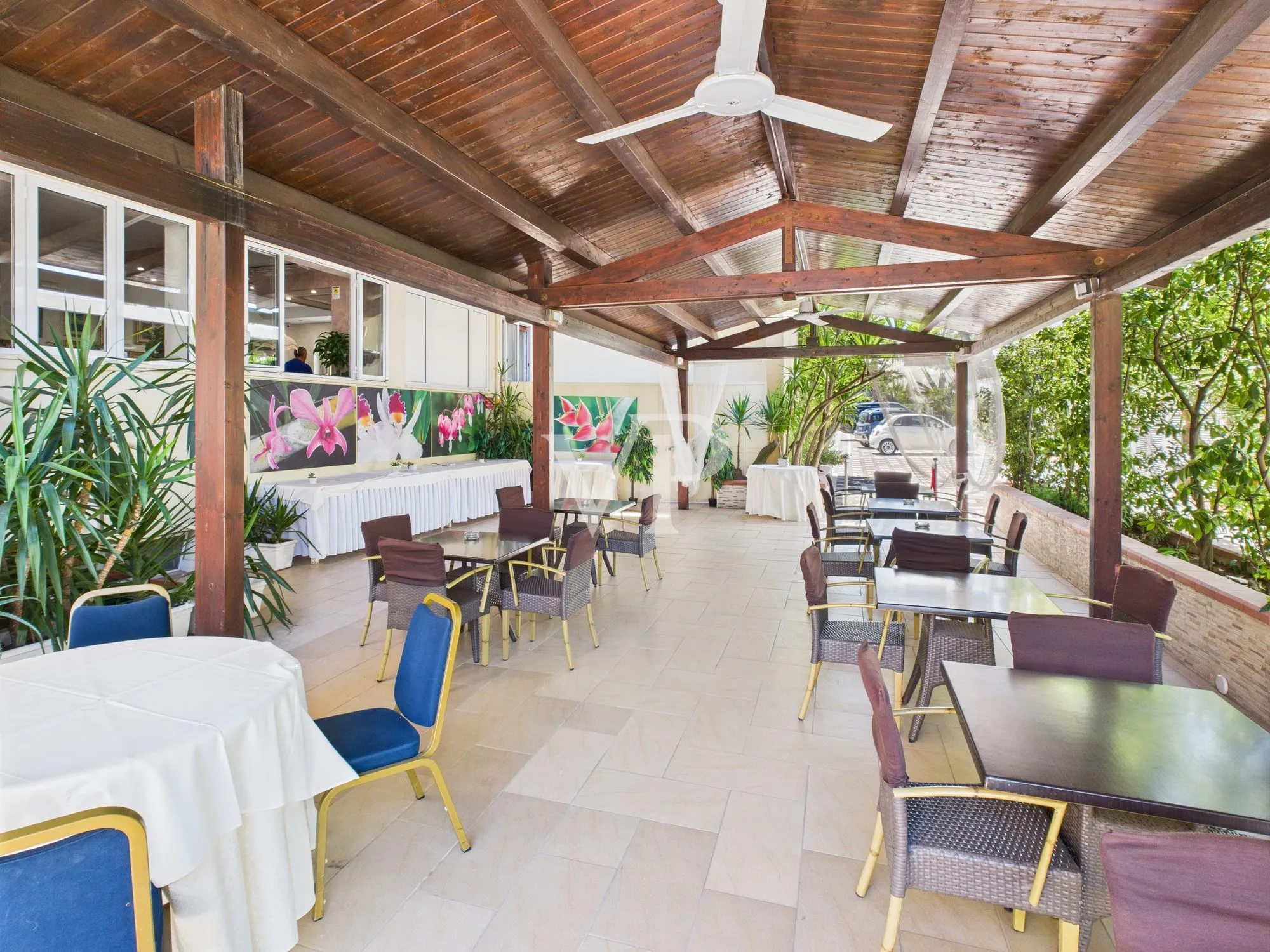 Hotel Villa 400 meters from the sea