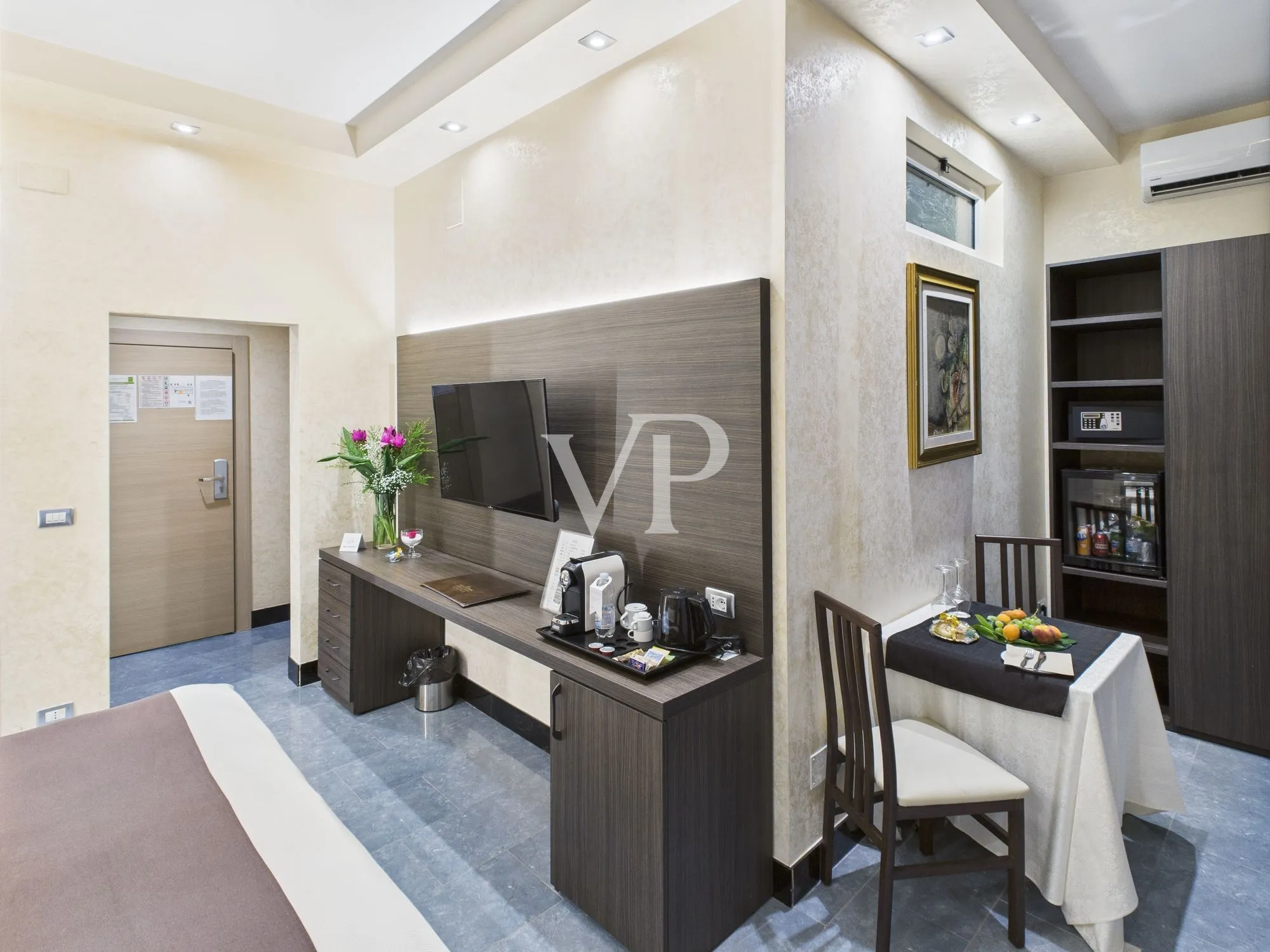 Hotel Villa 400 meters from the sea