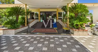 von_poll_real_estate_property_IT252942306_image_1