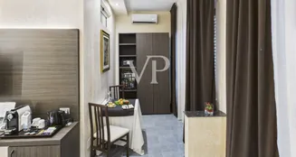 von_poll_real_estate_property_IT252942306_image_43