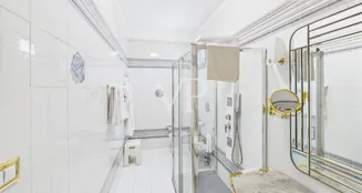 von_poll_real_estate_property_IT252942306_image_60