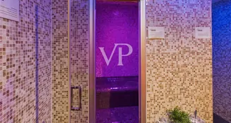 von_poll_real_estate_property_IT252942306_image_17