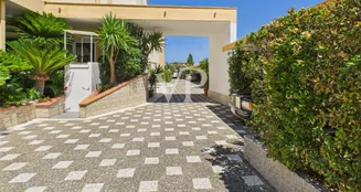 von_poll_real_estate_property_IT252942306_image_81