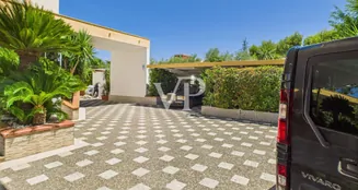 von_poll_real_estate_property_IT252942306_image_80