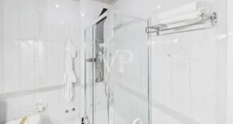 von_poll_real_estate_property_IT252942306_image_31