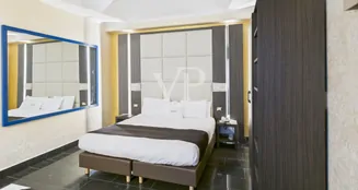 von_poll_real_estate_property_IT252942306_image_57