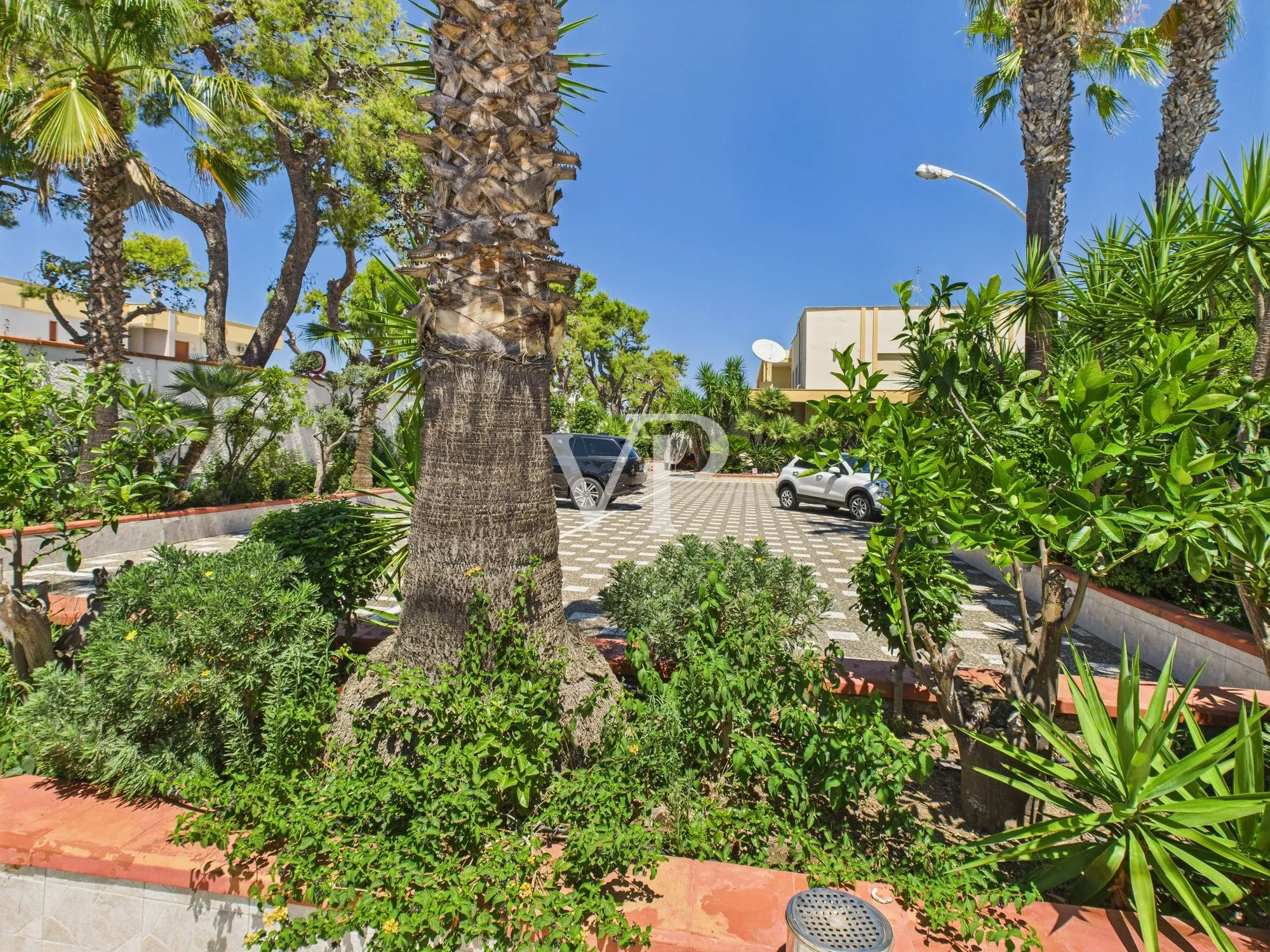 Hotel Villa 400 meters from the sea