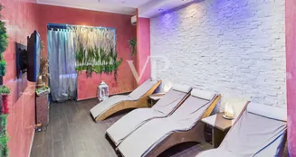 von_poll_real_estate_property_IT252942306_image_19