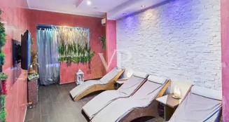 von_poll_real_estate_property_IT252942306_image_19