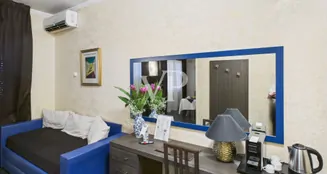 von_poll_real_estate_property_IT252942306_image_54