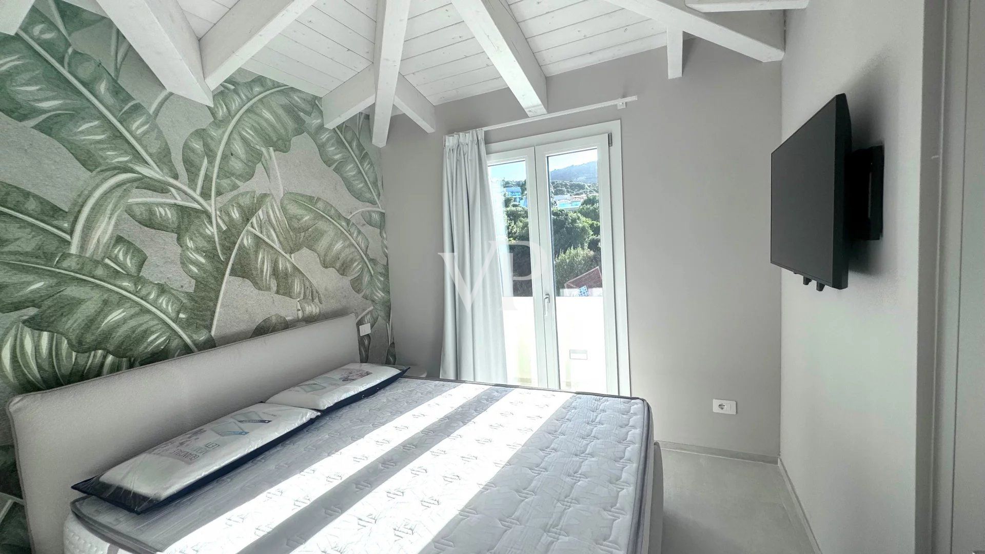 Elegante Wohnung mit Meerblick und großer Terrasse