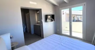 von_poll_real_estate_property_IT252942300_image_17