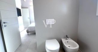 von_poll_real_estate_property_IT252942300_image_25