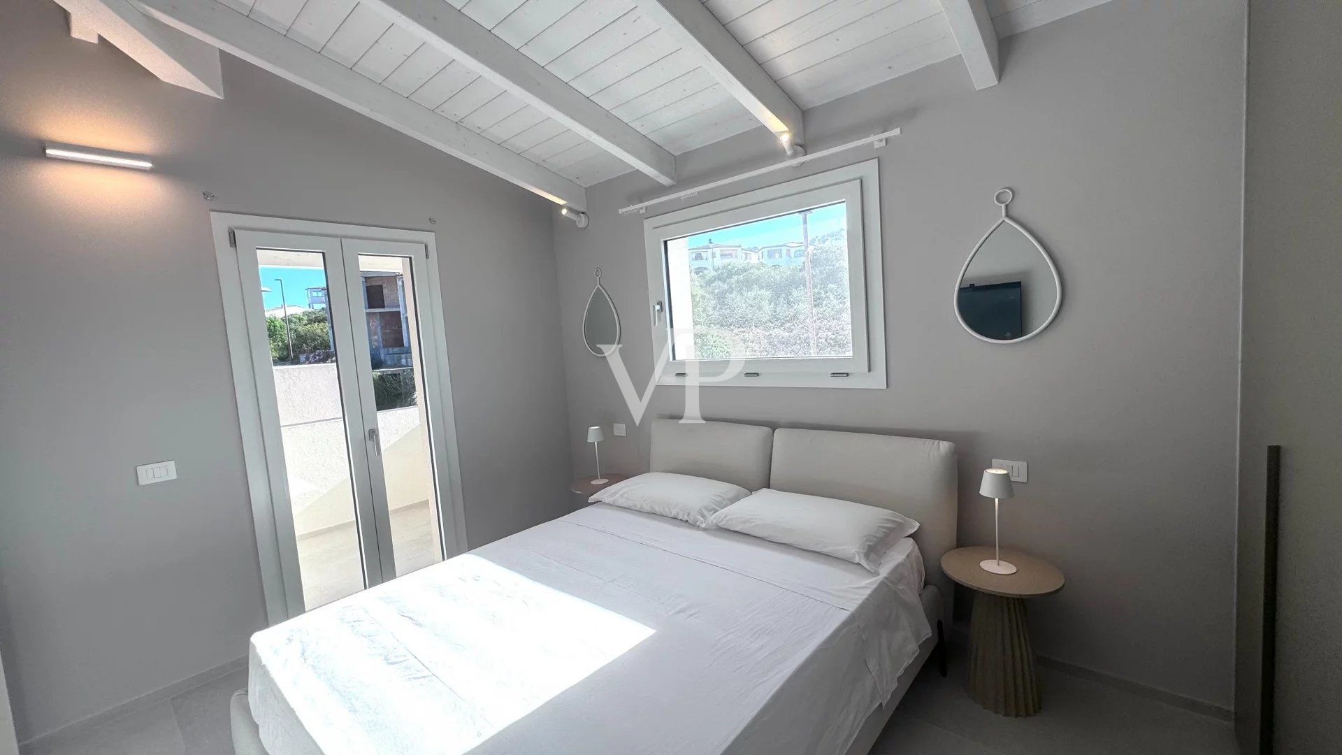 Prestigeträchtiges Penthouse mit atemberaubender Terrasse mit Meerblick
