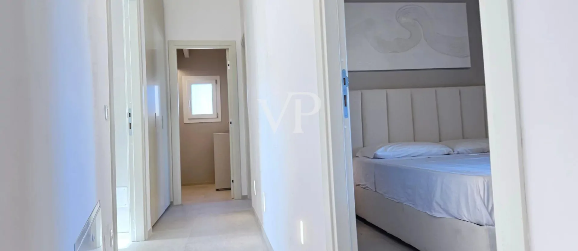 Prestigeträchtiges Penthouse mit atemberaubender Terrasse mit Meerblick