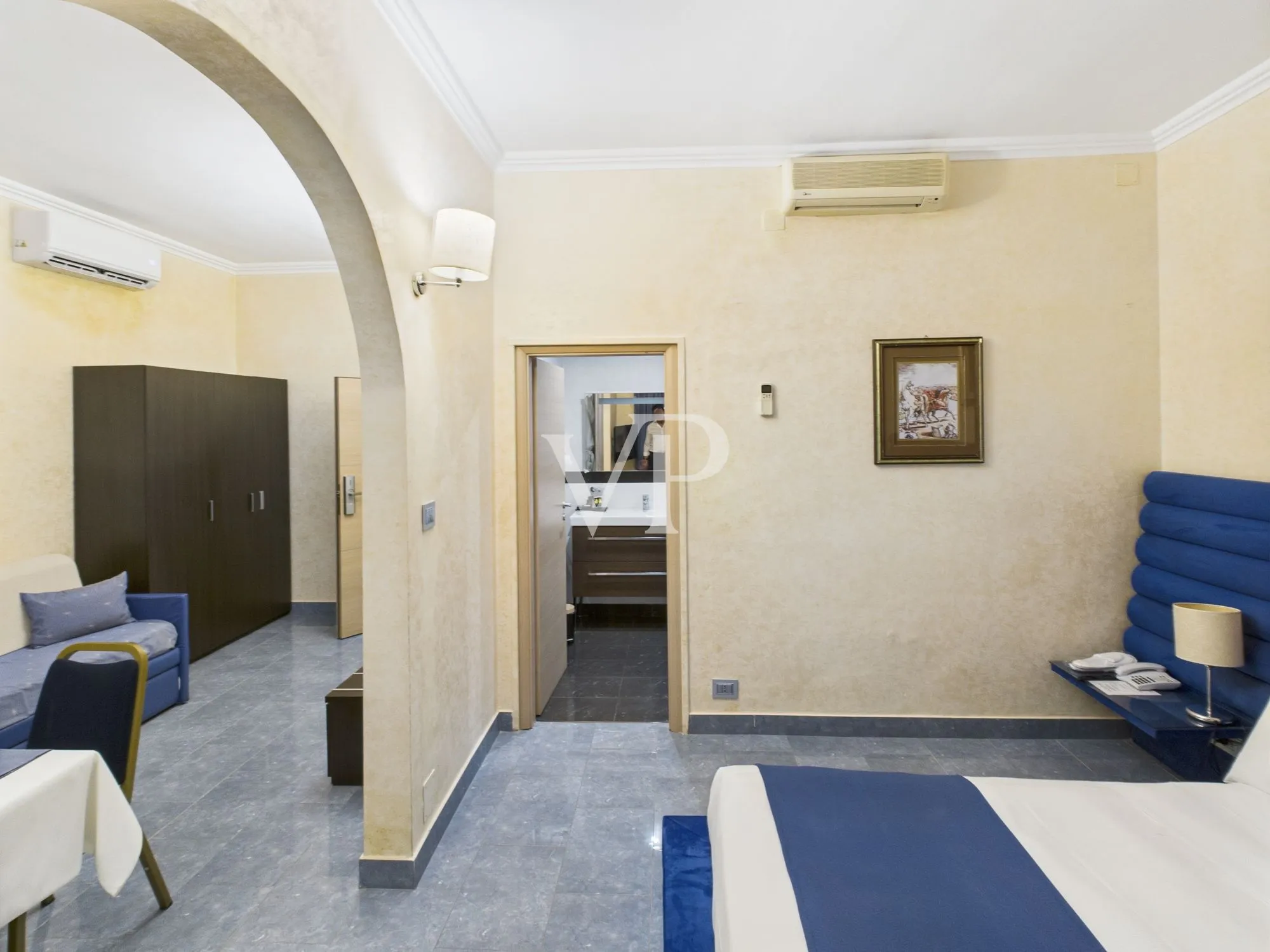 Aktivhotel mit Schwimmbad und tropischem Garten