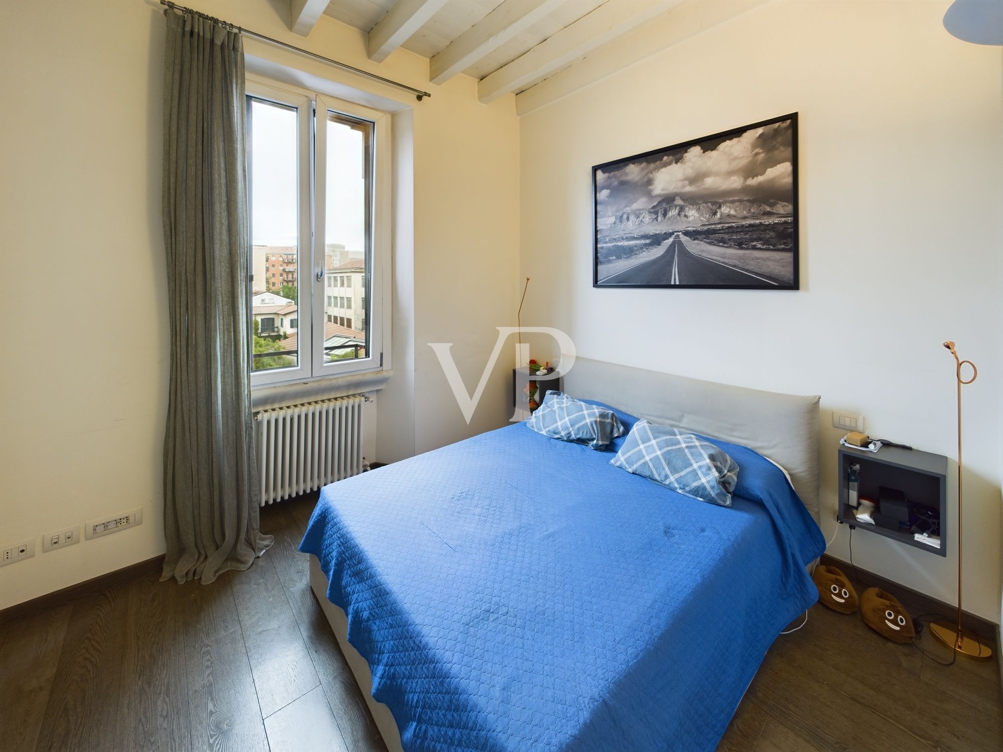 Renovierte Dreizimmerwohnung, zwei Bäder, frei ab November