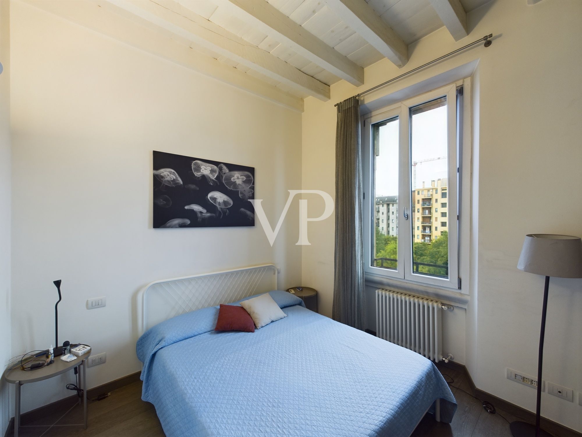 Renovierte Dreizimmerwohnung, zwei Bäder, frei ab November