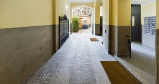 von_poll_real_estate_property_IT252942307_image_19