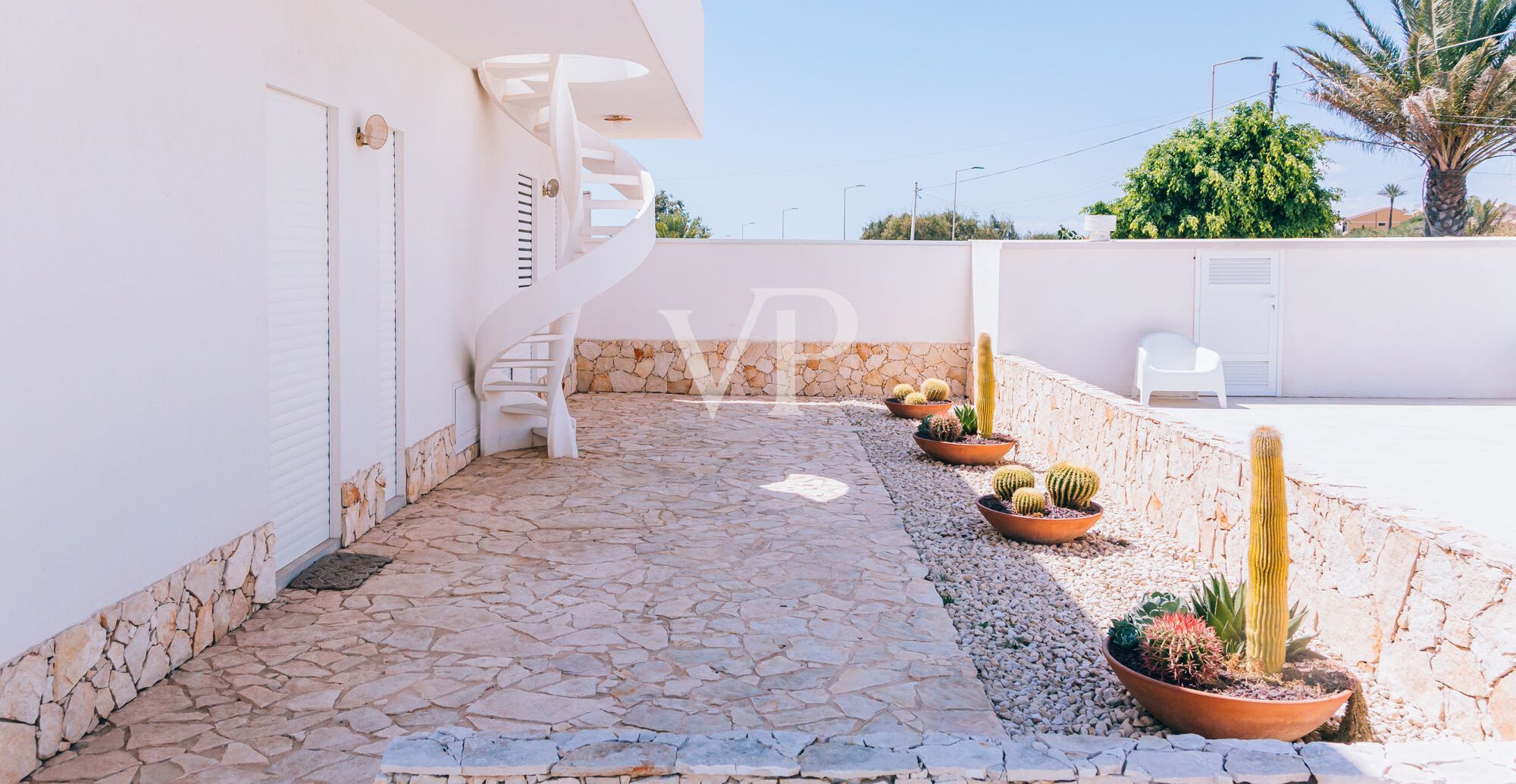 Exklusive Design-Villa zwischen Meer und Natur in Cava D'Aliga - Ostsizilien