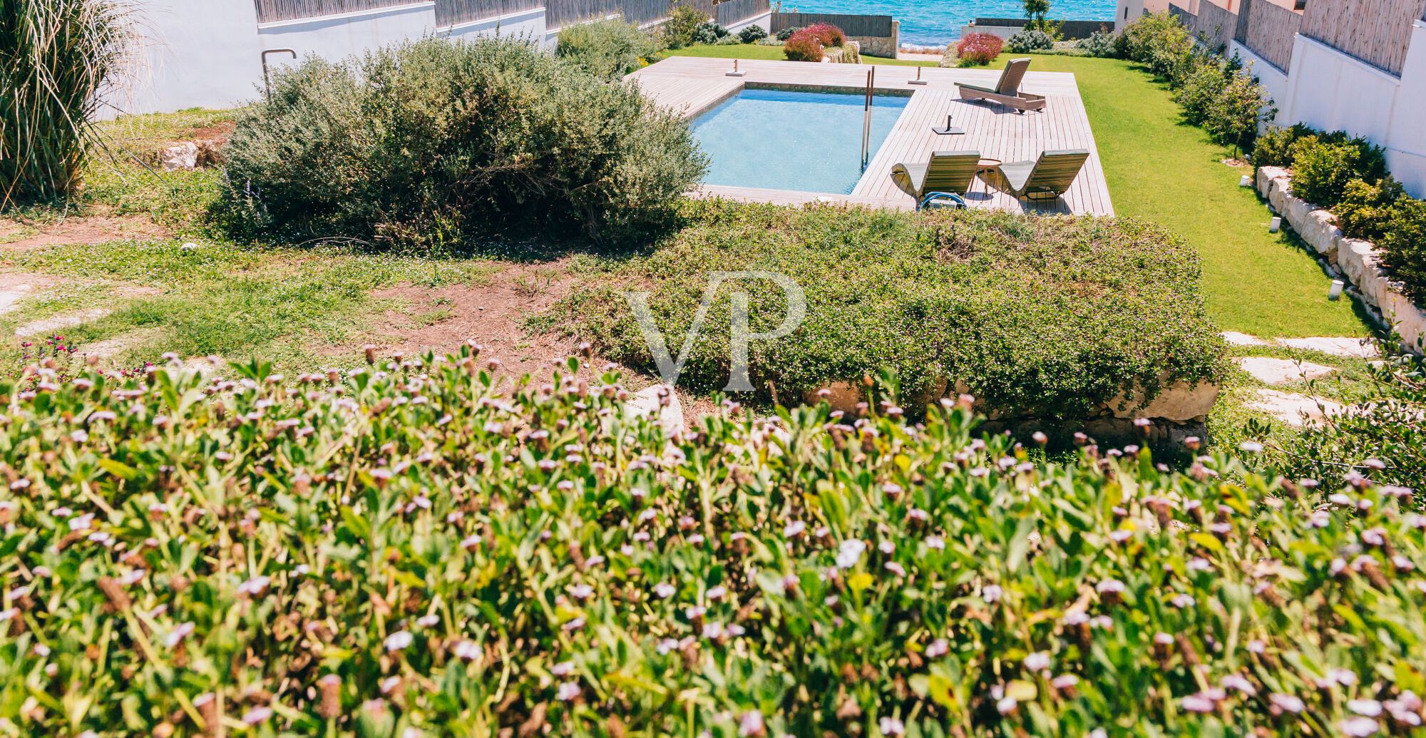 Exklusive Design-Villa zwischen Meer und Natur in Cava D'Aliga - Ostsizilien