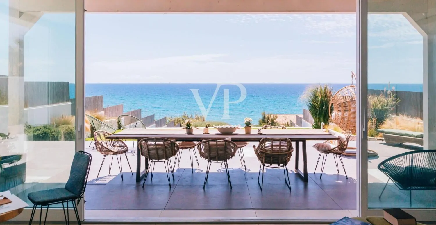 Esclusiva villa di design tra mare e natura a Cava D'Aliga - Sicilia Orientale