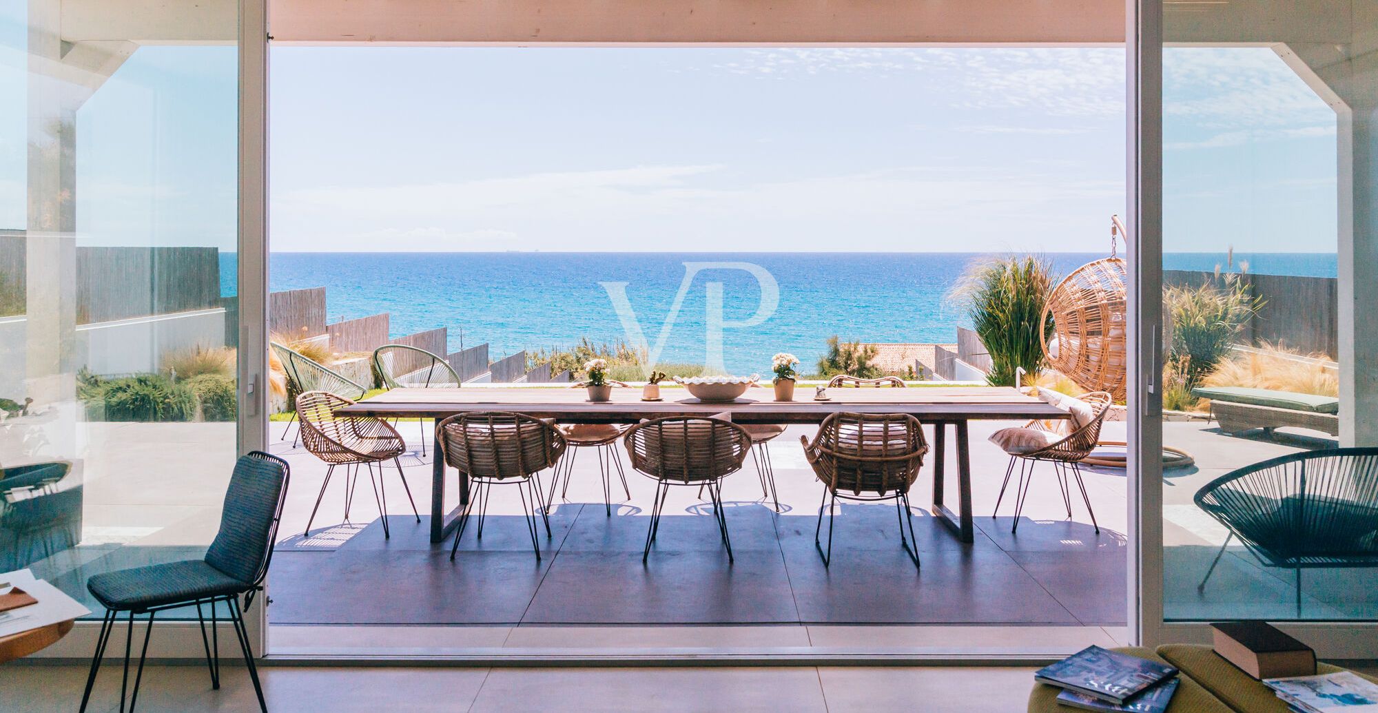 Exklusive Design-Villa zwischen Meer und Natur in Cava D'Aliga - Ostsizilien