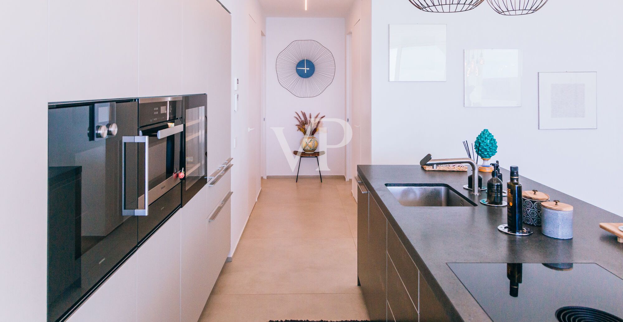 Exklusive Design-Villa zwischen Meer und Natur in Cava D'Aliga - Ostsizilien