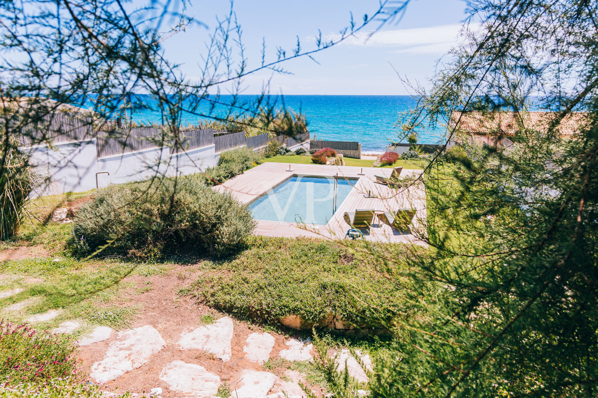 Esclusiva villa di design tra mare e natura a Cava D'Aliga - Sicilia Orientale