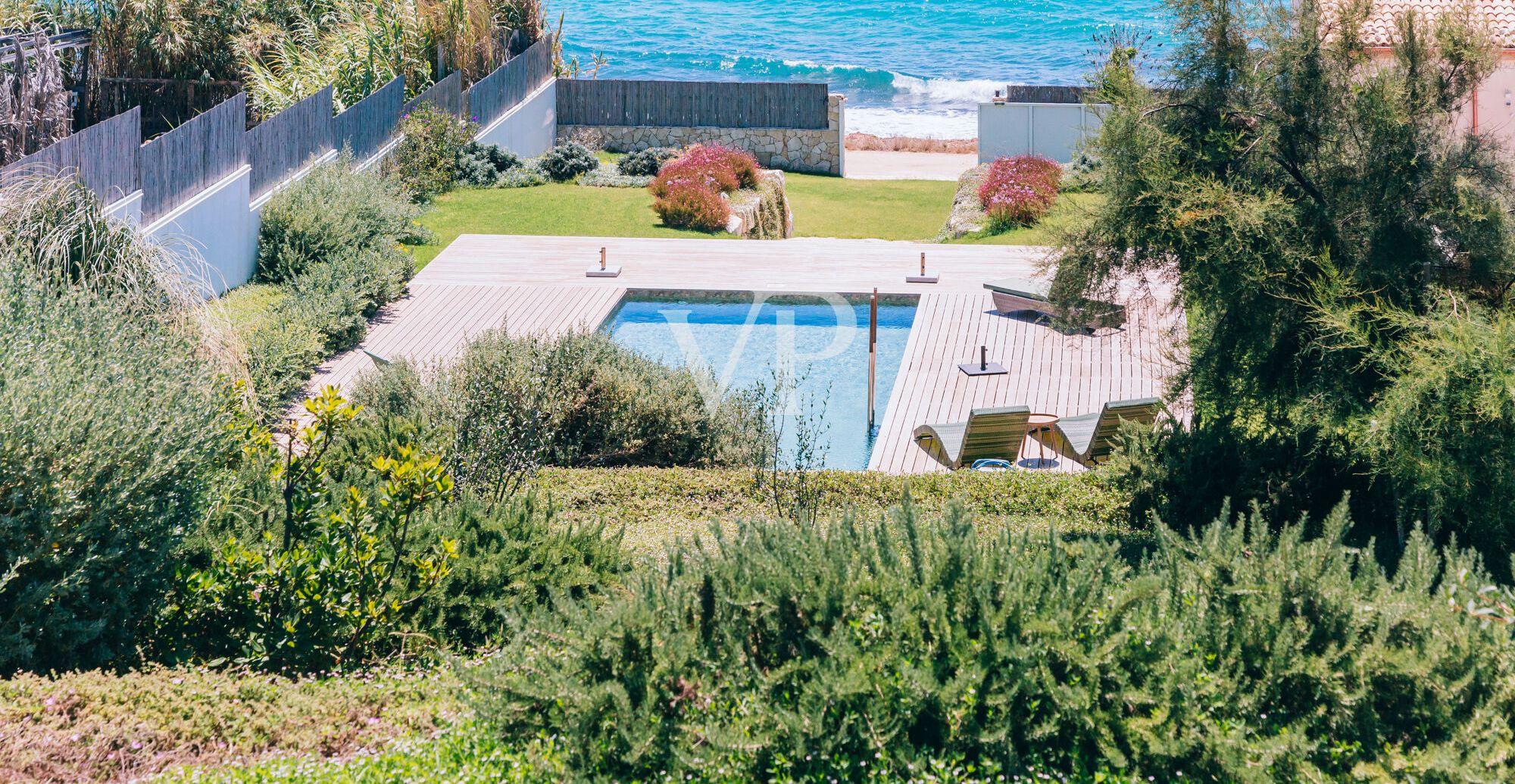 Exklusive Design-Villa zwischen Meer und Natur in Cava D'Aliga - Ostsizilien