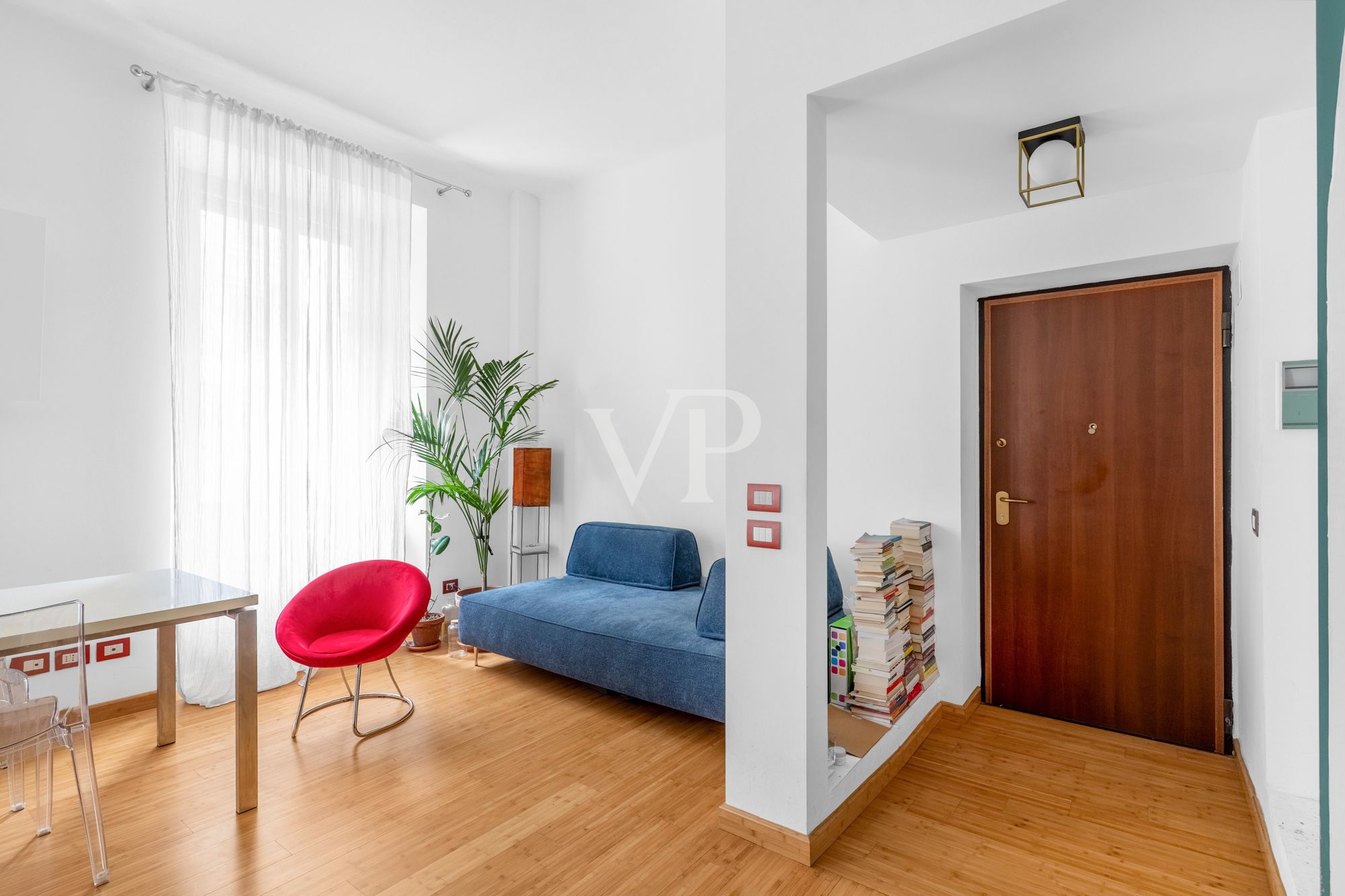 Große renovierte Zwei-Zimmer-Wohnung im Ortica-Gebiet