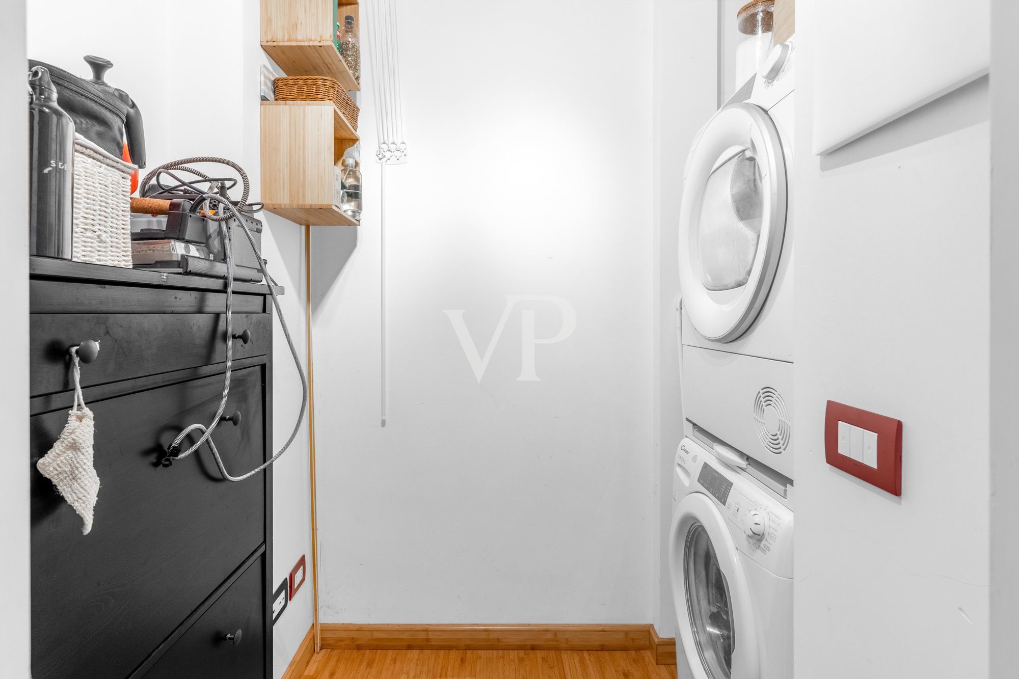 Große renovierte Zwei-Zimmer-Wohnung im Ortica-Gebiet