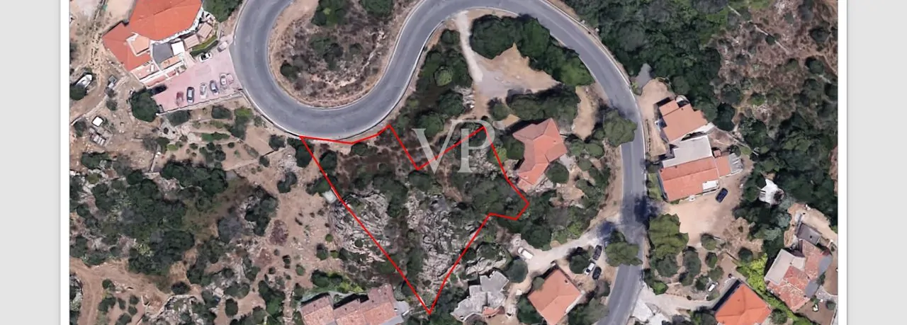 Terreno edificabile con progetto approvato di villa e fantastica vista sul mare di Cala di Volpe