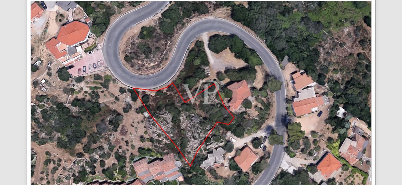 Baugrundstück mit genehmigtem Villenprojekt und traumhaftem Meerblick auf Cala di Volpe